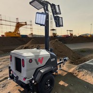 Tour d'éclairage LED Wacker Neuson LTT6 dans la cour du Groupe Lambert